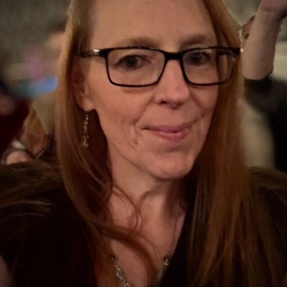 Meet your Posher, Denise - Picture 8 of 14